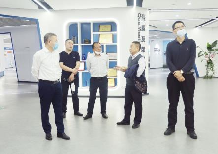 深圳航天科工、航天工研院考察團蒞臨泛海三江